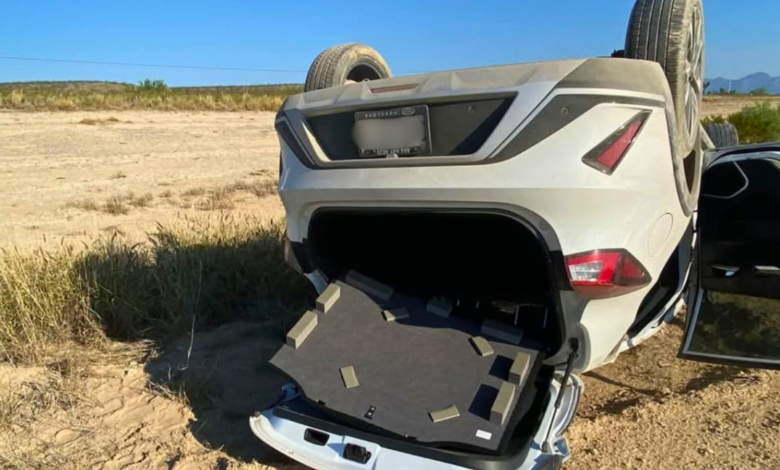 Deja volcadura 2 lesionados