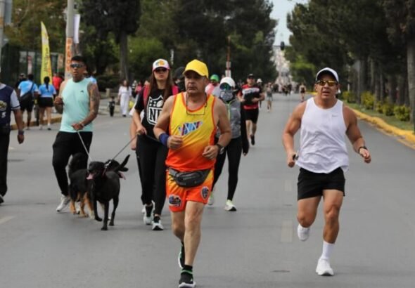 Asisten cientos de personas a la Ruta Recreativa de este domingo