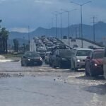 Colapsa lluvia a Saltillo y activa protocolos de seguridad vial y limpieza de calles